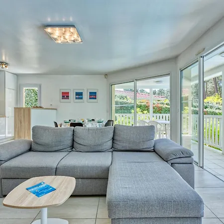 Eden Parc By Interhome Holiday home *